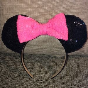 Disneyland Minnie Mouse ears!